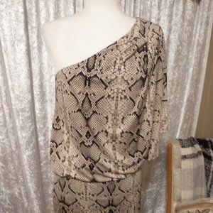 Sale - Sexy Asymmetric neckline one shoulder sleeve  mini dress MED